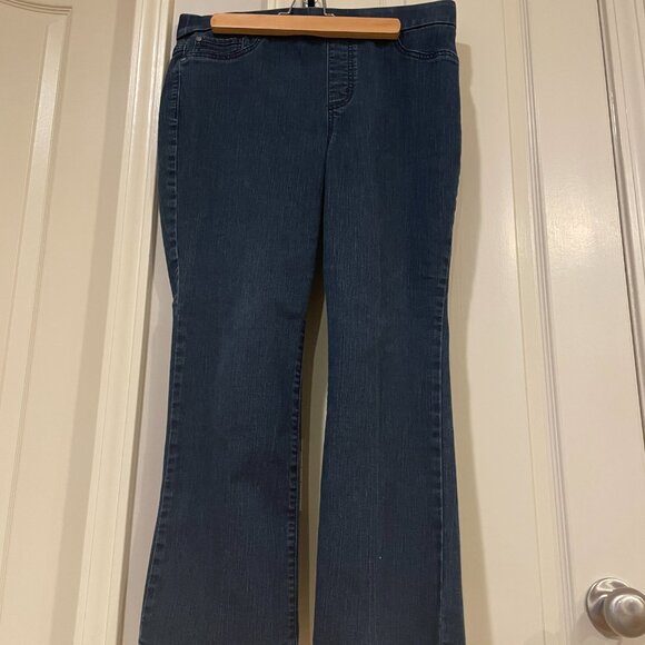 Kim. Rogers Jean  12P - Picture 9 of 11